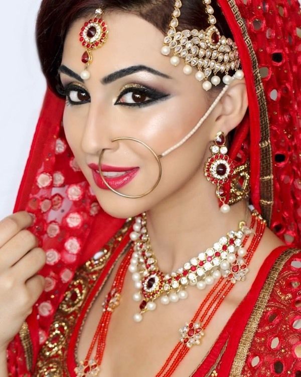 best makeup artist delhi
