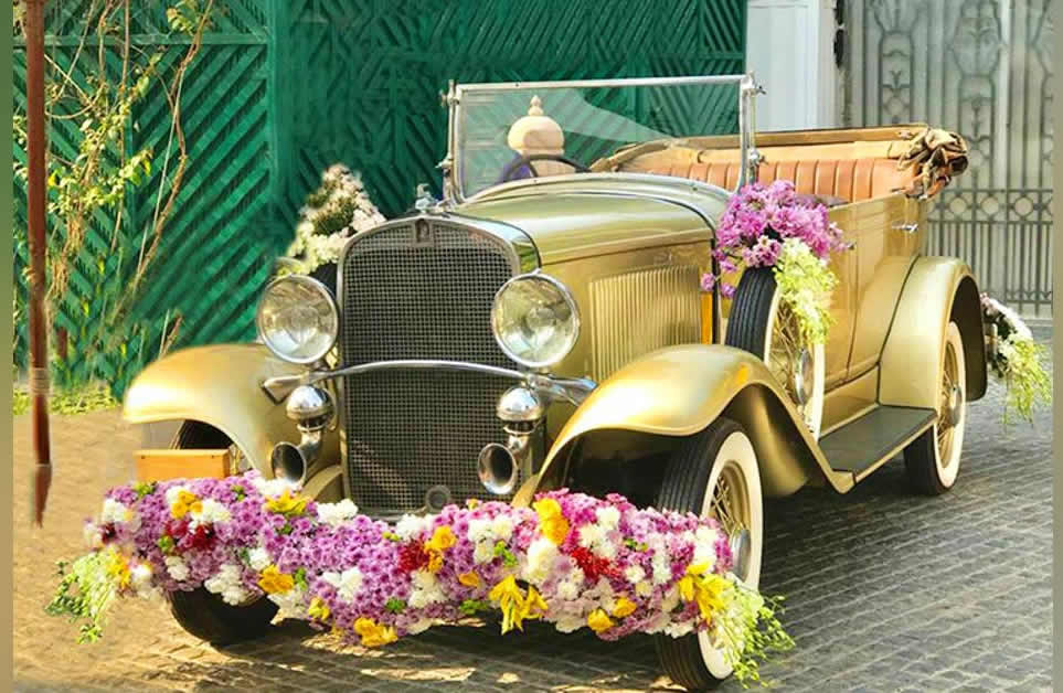 good luxury cars on rent delhi